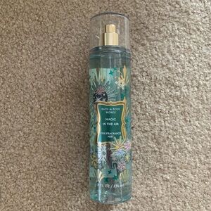 Bath & Body Works Magic in the Air Fragrance Mist - Blue & Gold